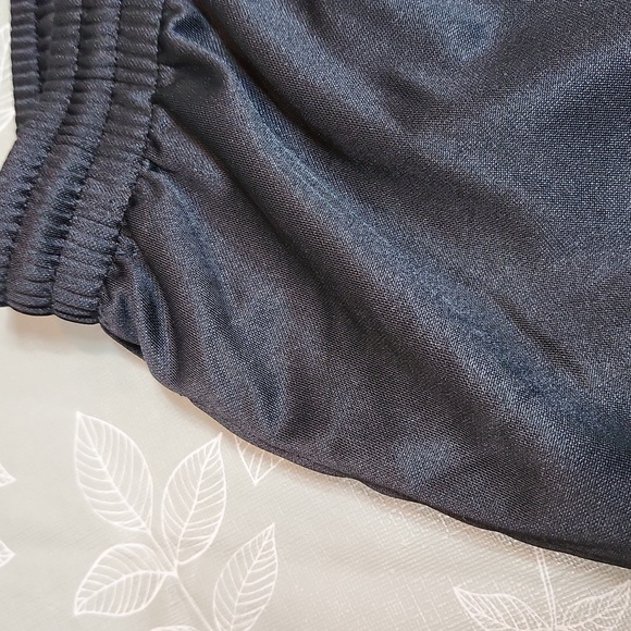 Diadora Shorts - Picture 4 of 7